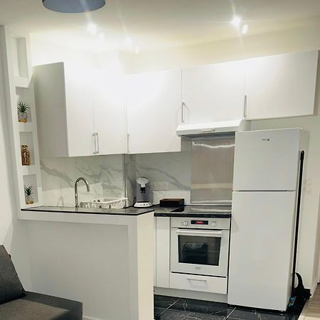 Charmante Appartement F2 Au Coeur De Paris 1Er Bagian luar foto